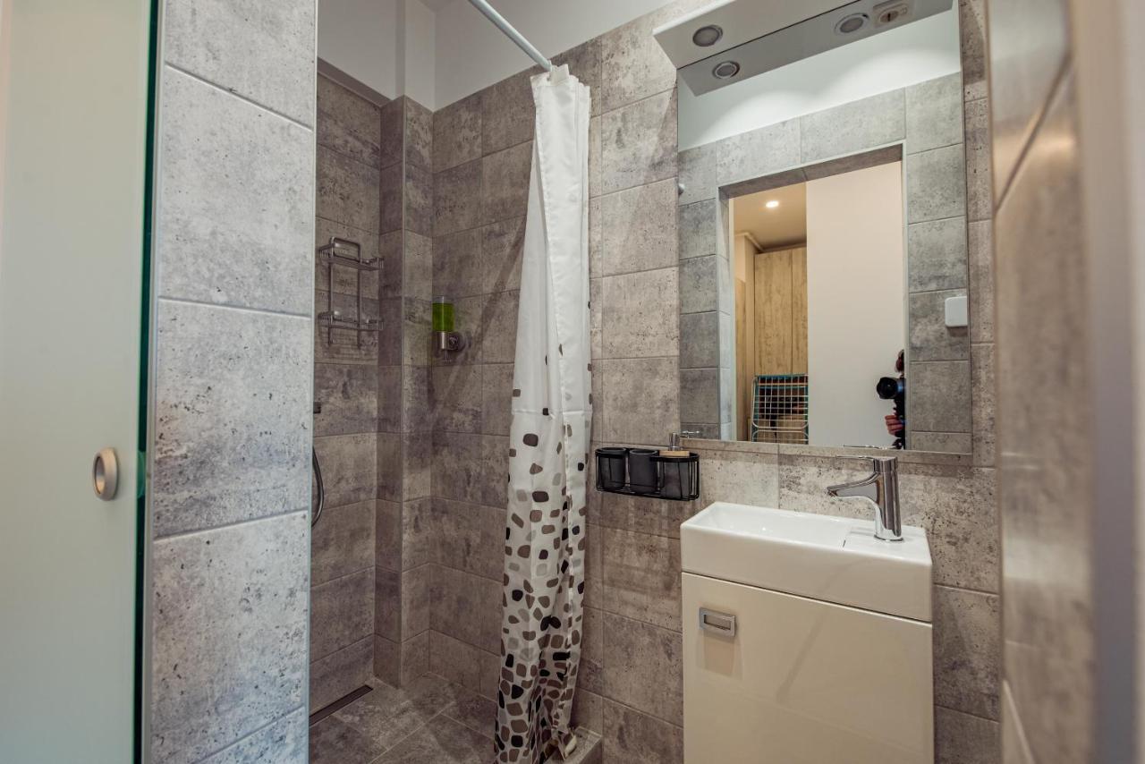 Cozy Penthousestudio Cityview W12 Bukurešť Exteriér fotografie